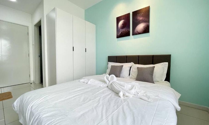 Sepang Apartment | #HS 2Bedroom S&THomez 盛婷民宿 Horizon Suite WiFi&NetFlix KLIA