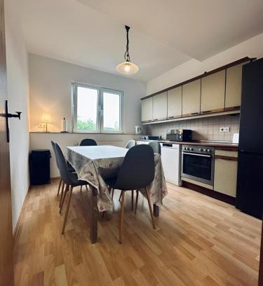 Sinningen Apartment | HS Host and Sleep Emsdetten II Groß und Ruhig