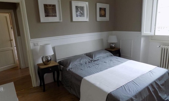Le Cure Apartment | Hs4U Boccaccio luxury apt in Florence with balcony