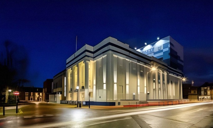 Hull Old Town Apartment | HU1 Hull City Centre Modern Apartment WIFI BATH H9