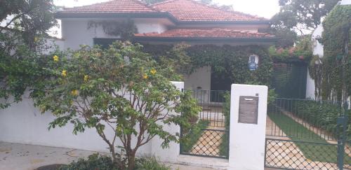 Sao Paulo House | Hub urbano e natureza próximo Formula 1