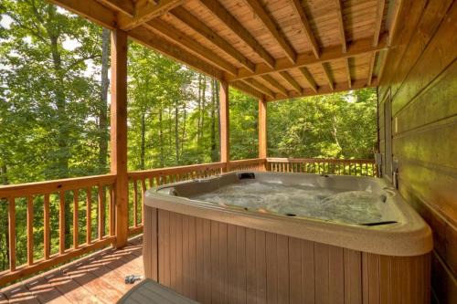 Blue Ridge House | Huckleberry Ridge- Cuddleup