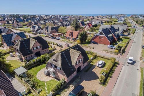 Wenningstedt-Braderup House | Hues Nemo