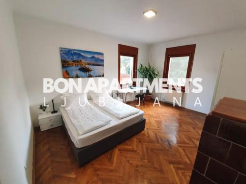 Bezigrad District Apartment | Huge BBQ Garden 2, Spacious Flat, AC, Free Parking 2