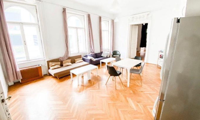 Csarnok negyed Apartment | Huge city center Apartment 170 m2-New york Cafe
