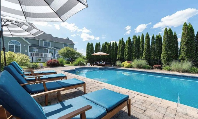 Pleasant Valley House | Huge HV Retreat: pool/spa/home theater/gym