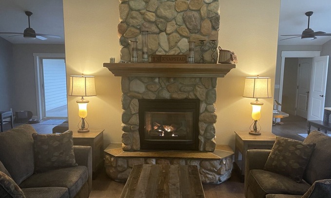 Sagle House | Huge "Norman Rockwell" home on 5 acres in the woods. Secluded and peaceful.