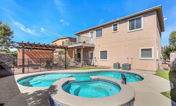 Biggs Field House | Huge Oasis Retreat>Arcade>Pool Table>Heated Pool & Spa>Super H on AirBB