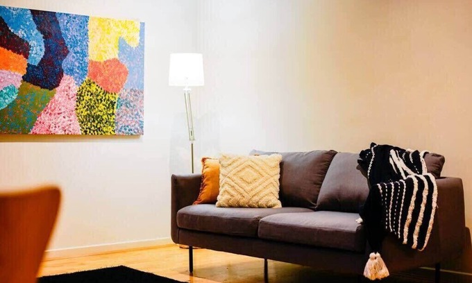 Footscray Apartment | Humble Abode @Footscray (CBD Accessible)