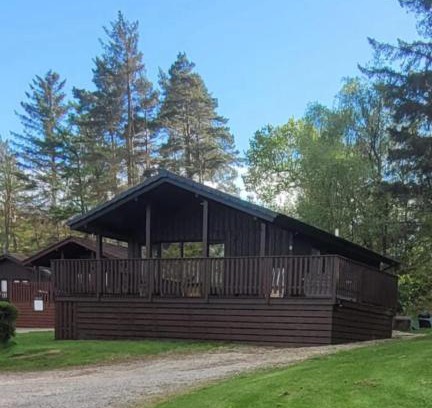 Kilmun Apartment | Hunters Quay - Hot Tub Lodge at Limecroft 6