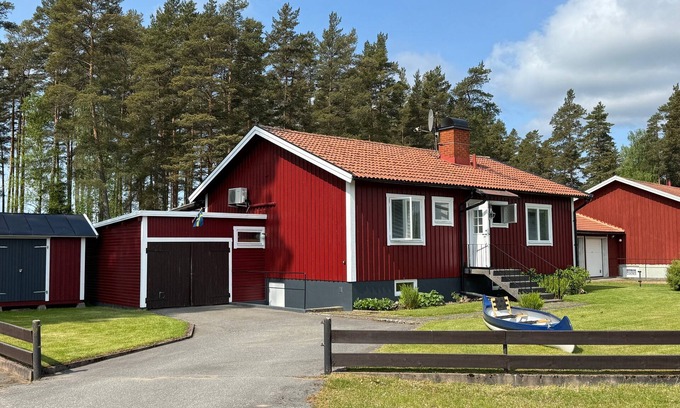 Tviklippan House | Hus Bellö - Your Swedish house between lakes, forests & Astrid Lindgren's world