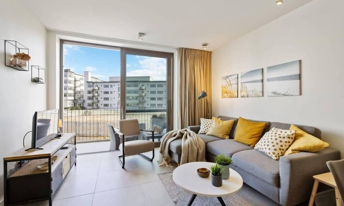 Westende Apartment | Huswell - Apartment with natural swimming pool