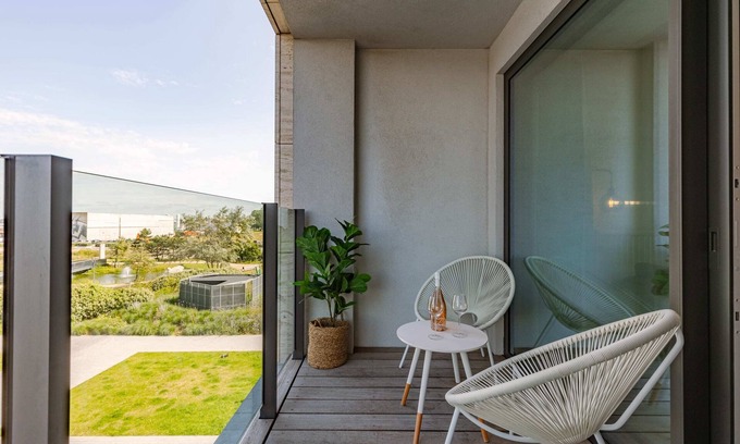 Ostend Apartment | Huswell - Modern and stylish apt with terrace