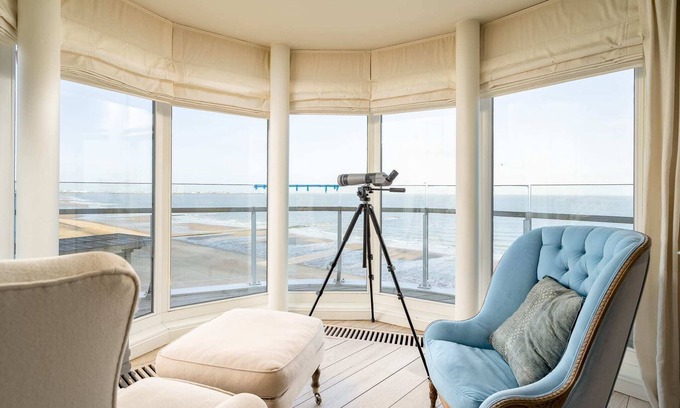 Knokke Apartment | Huswell - Stunning Seaview penthouse with parking