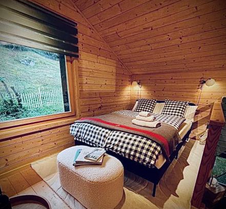 Blatten bei Naters Apartment | Hüttli Chalet with panoramic view