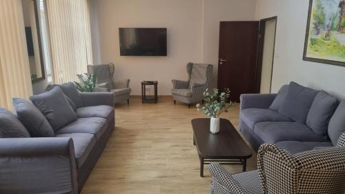 Krynica-Zdroj Hotel | HUZAR