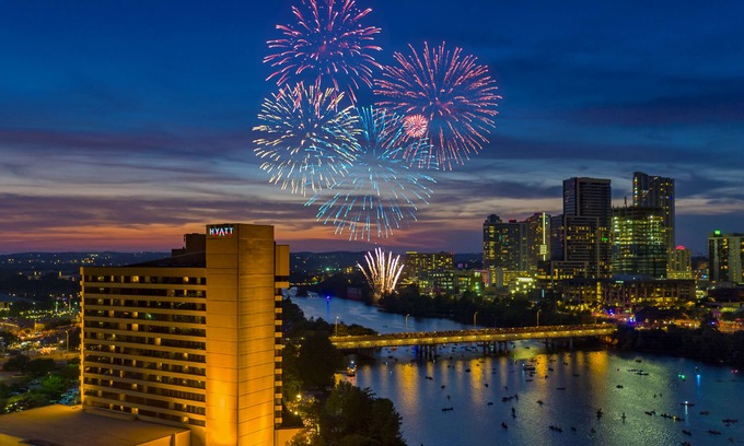 Downtown Austin Hotel | Hyatt Regency Austin