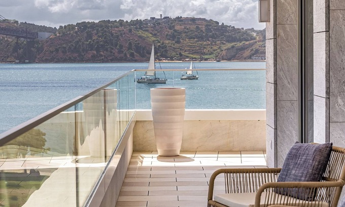 Santo Amaro Hotel | Hyatt Regency Lisbon