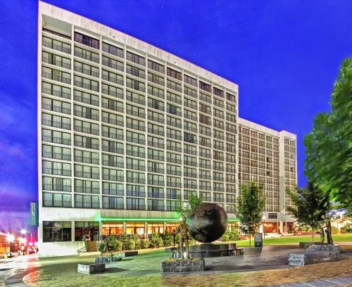Deco District Hotel | Hyatt Regency Tulsa Downtown