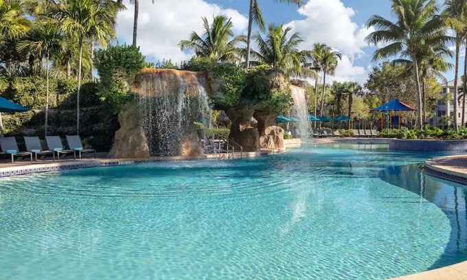 Estero Resort | Hyatt Vacation Club Coconut Cove - Studio - March 10 -> 17, 2024