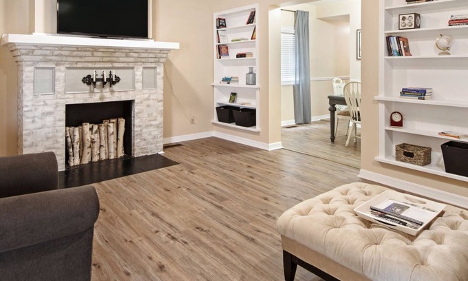 Hyde Park Apartment | Hyde Park ★ King Bed w/Office by TGH/Bayshore/UT