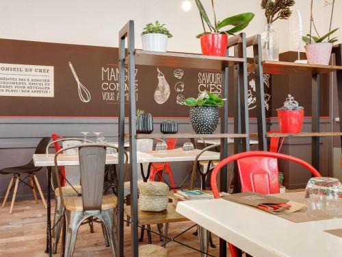 Downtown Angers Hotel | ibis Angers Centre Chateau