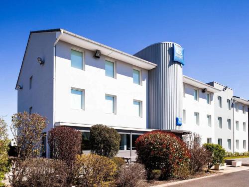 Riom Hotel | ibis budget Clermont Ferrand Nord Riom