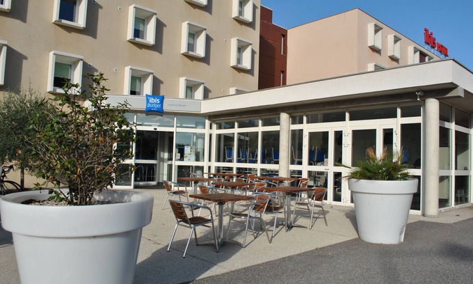 Le Pouzin Hotel | ibis budget Loriol le Pouzin