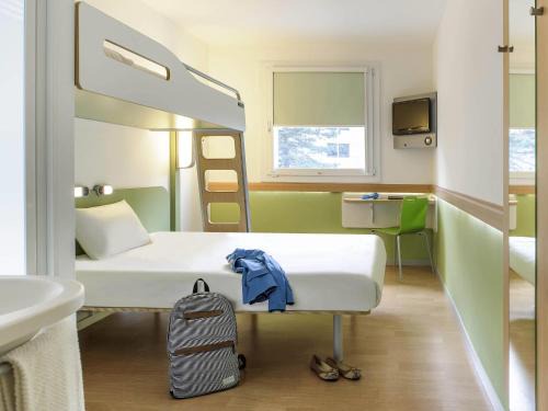 Chaponnay Hotel | ibis budget Lyon Est Chaponnay