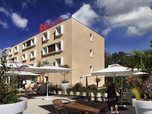 Le Pouzin Hotel | ibis Loriol Le Pouzin