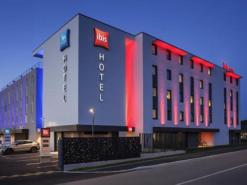 Sens Hotel | ibis Sens