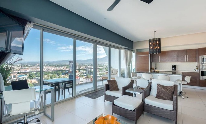 North Hotel Zone Apartment | ICONTower2-1401 Icon - Panoramic Views Ocean, Beach, Best Pool
