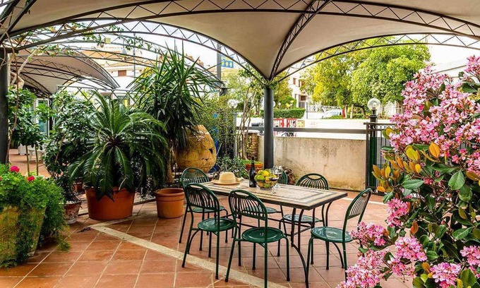 Recanati Apartment | Ida House-Holiday home Gardini Naxos