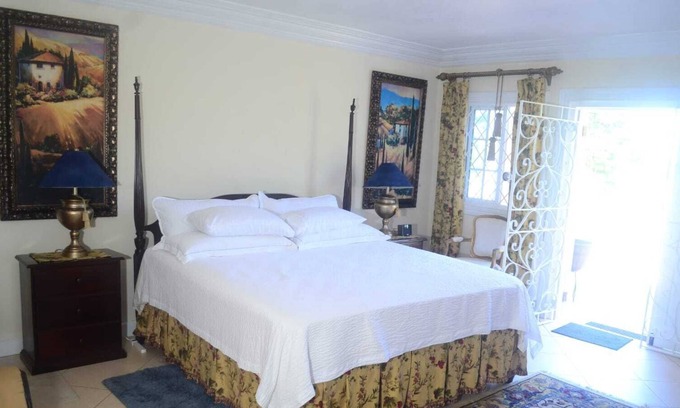 Ocho Rios House | Ide A Wile