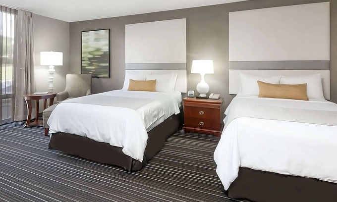 Atlanta Hotel | Ideal Mix of Comfort and Value! Outdoor Pool, Pets Allowed