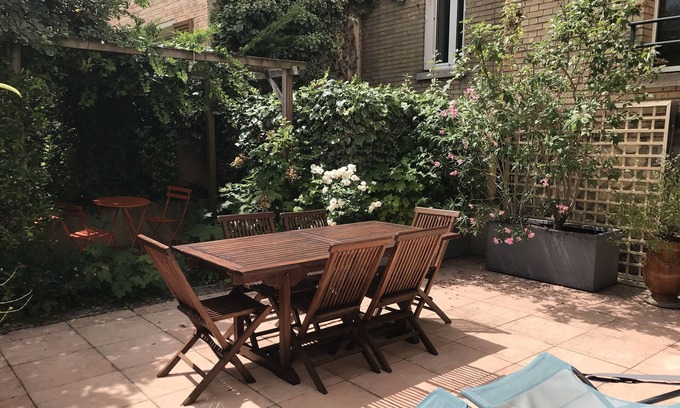 Meudon Bed & Breakfast | Ideally located for the Olympic Games, Paris and the Château de Versailles!