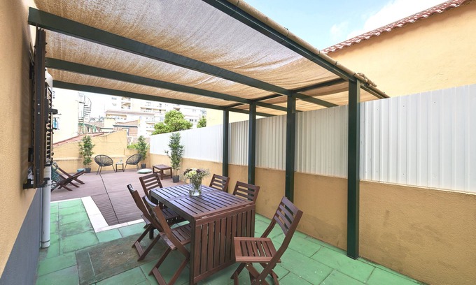 Lisbon Old Town Apartment | Idyllic Lisbon Apartments With Amazing Courtyard
