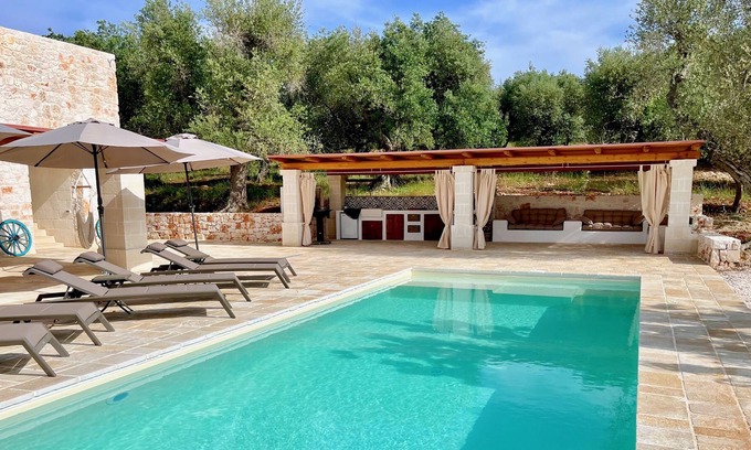 Pascarosa Villa | Idyllic newly built villa with trulli and private pool in an secluded location