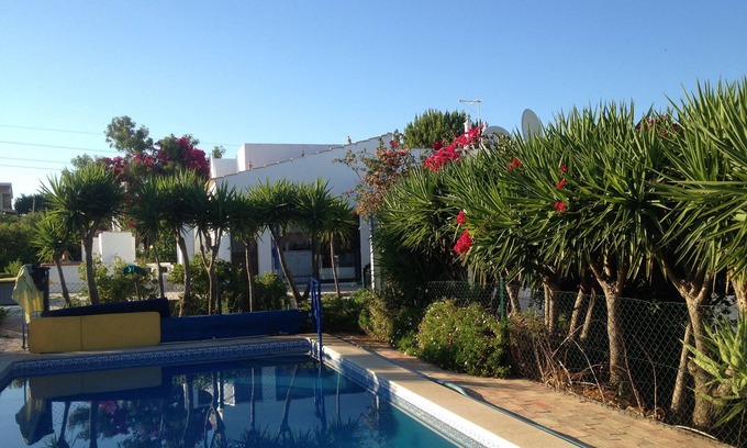 Moncarapacho e Fuseta Villa | Idyllic, sheltered villa with private pool