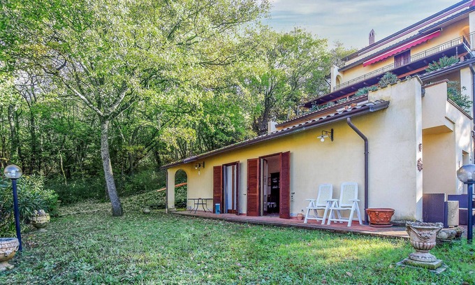San Feliciano House | Idyllic vacation home on Lake Trasimeno in beautiful Umbria.