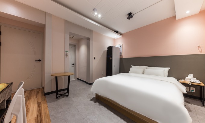 Songman Hotel | Iksan Hotel the Bridge