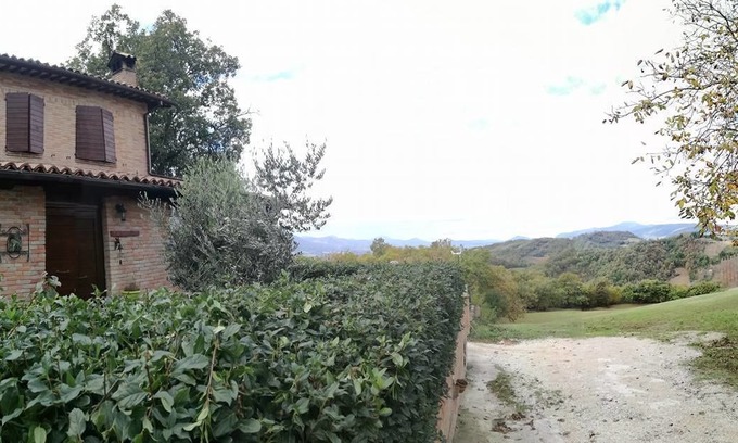Camerino Hotel | Il Castagneto