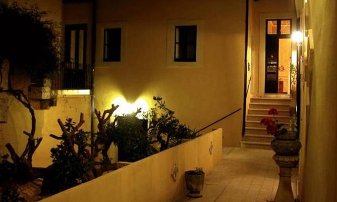 Noto Historic Centre Bed & Breakfast | Il Giardino Del Barocco