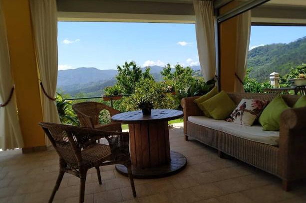 Carozzo Bed & Breakfast | Il Murice