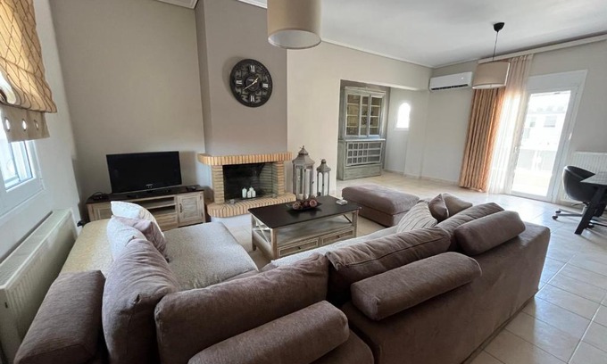 Markopoulon Apartment | ILION Air Host - near Athens International Airport