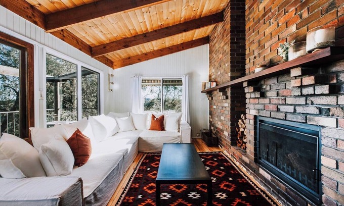 Budgee Budgee Cabin | Ilkley House A Refreshing Family Rural Getaway