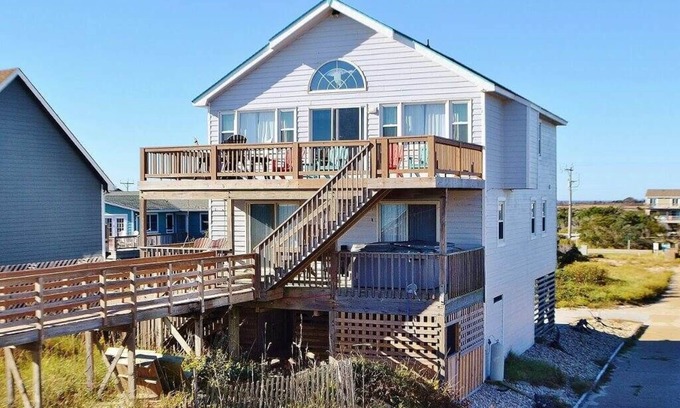 South Nags Head House | Imagine sitting on the deck in the morning watching the dolphins play in the ocean!