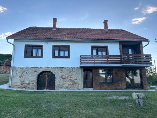 Mladenovac House | Imanje Kovačević