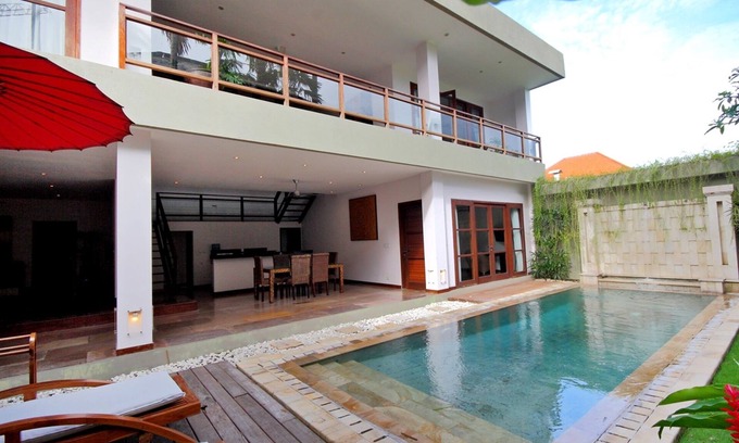 Batubelig Villa | Imperial 3 bedroom Private pool villa