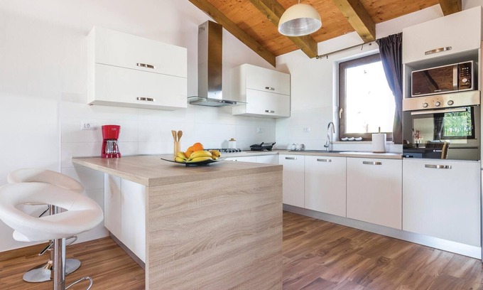 Bibici House | In a small village near the medieval Svetvincenat is placed this beautiful vacation home.